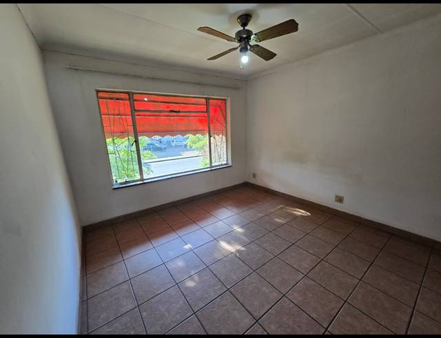 2 BEDROOM FLAT TO LET IN VEREENIGING CENTRAL